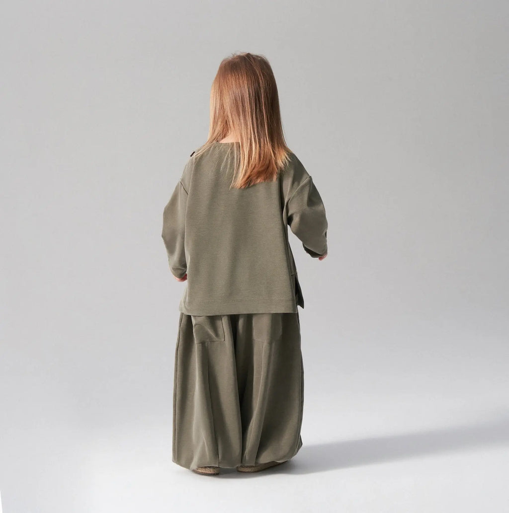 Set: Sweater and flowing pants | Khaki